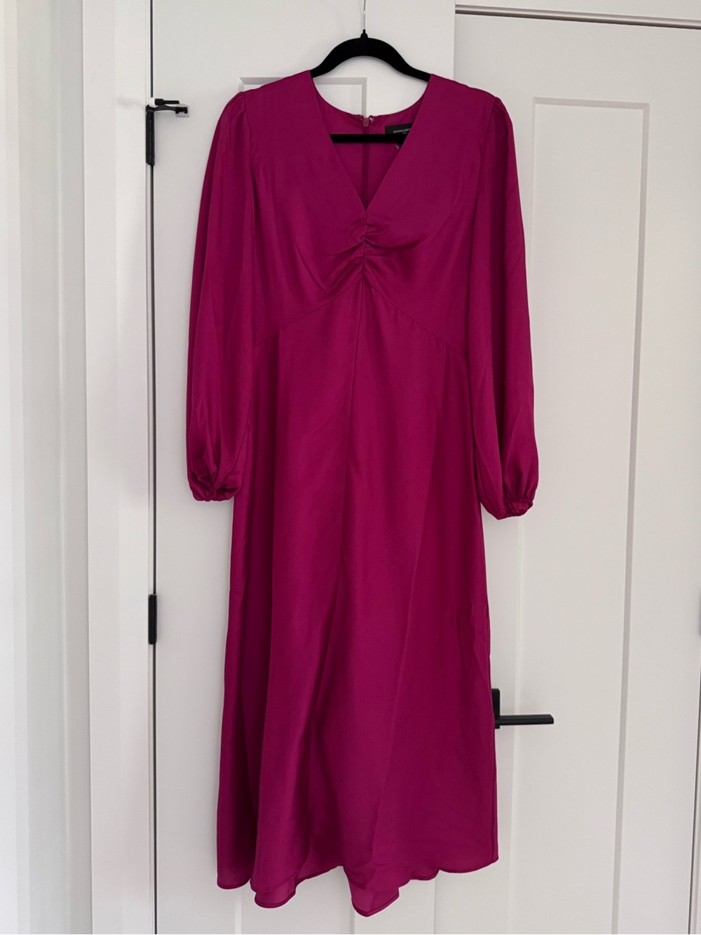 Banana Republic Silky Column Midi Dress Elegant Berry Size 6 NWT